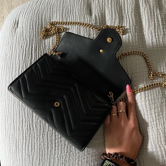 GG Marmont matelassé mini bag - Picture 2 of 6